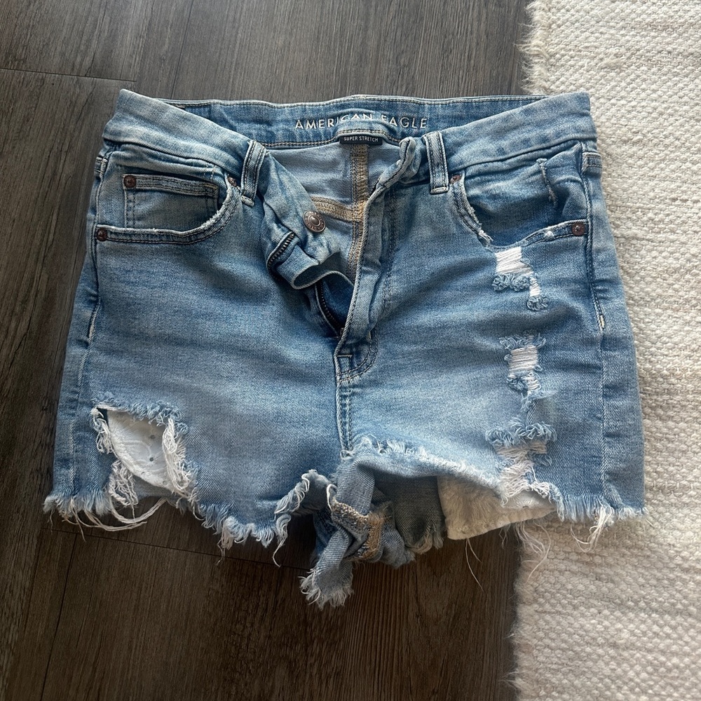 VINTAGE American eagle curvy high rise shortie in super stretch denim shorts